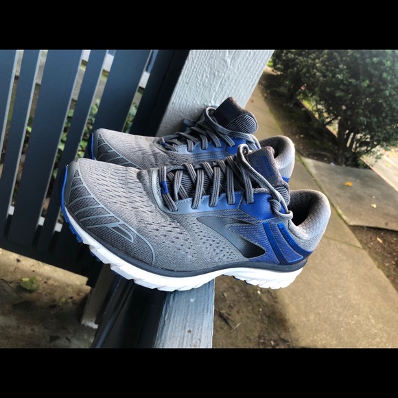 brooks adrenaline gts 18 2e wide